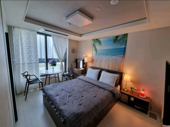 Bedroom 9
