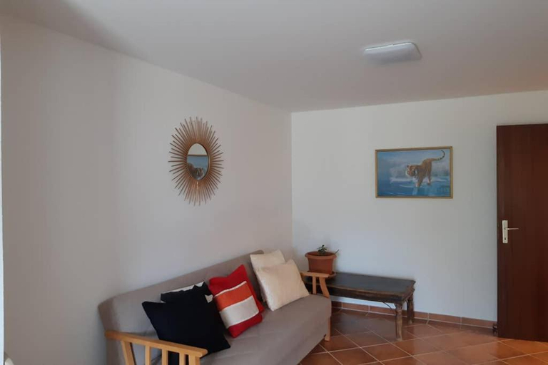 Others 4, Casa Hess, Klagenfurt Land