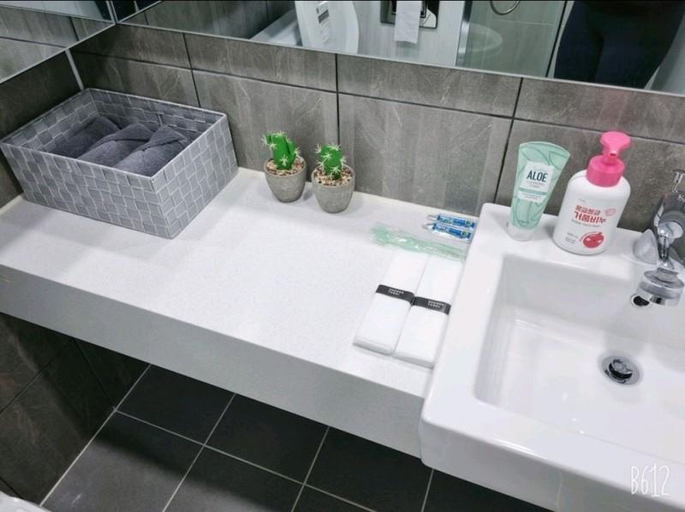 Bathroom 24