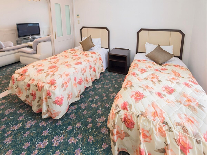 Bedroom 1, SPA RESORT LiVEMAX, Mōka