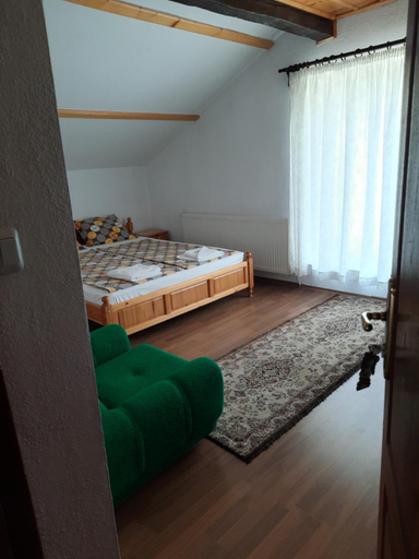 Others 3, Къща за гости Сара, Velingrad