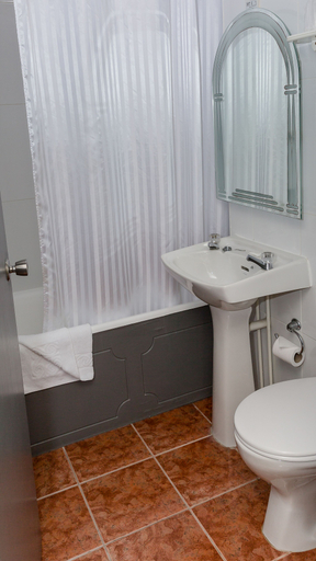 Bathroom 3, ザ メルブレイク ホテル, Cumbria