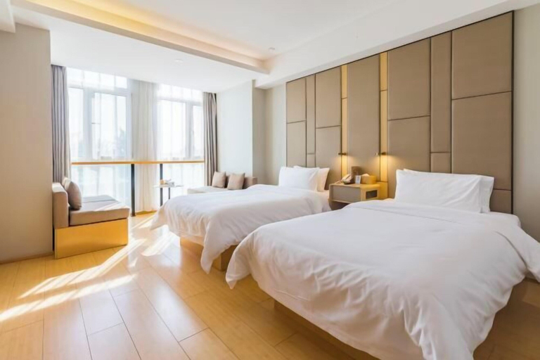 Bedroom 3, Elong Hotel (Beijing Shijingshan Gucheng Subway Station), Beijing
