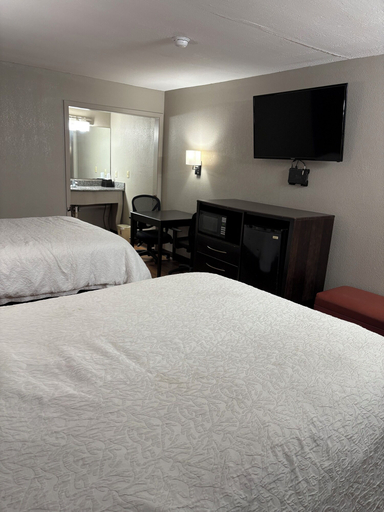 Bedroom 5, Relax Inn & Suites, Montgomery