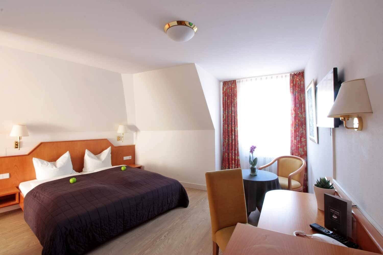Bedroom 2, Schiff am See, Konstanz