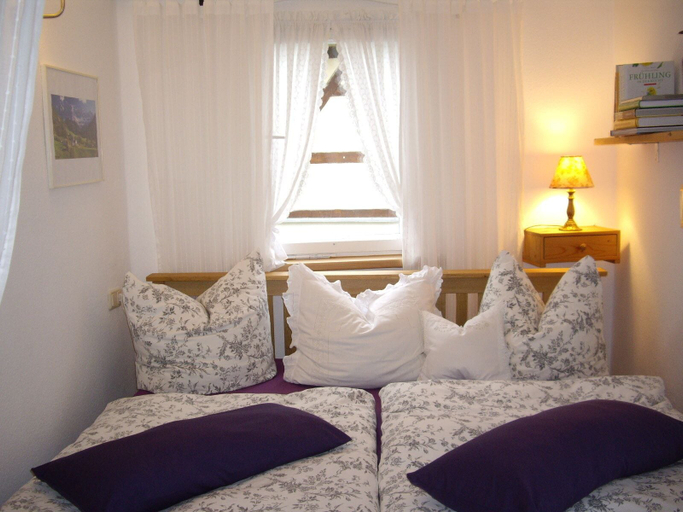 Bedroom 2, Ferienhäusl am Malerweg, Sächsische Schweiz-Osterzgebirge