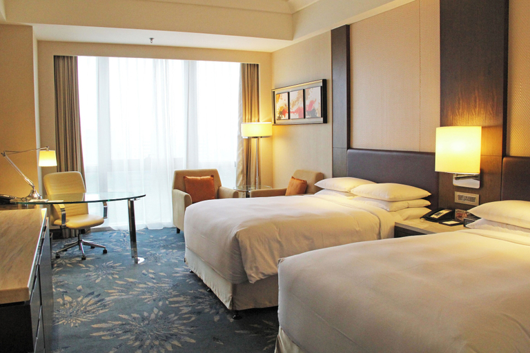 Bedroom 3, Shanghai Marriott Hotel Pudong East, Shanghai