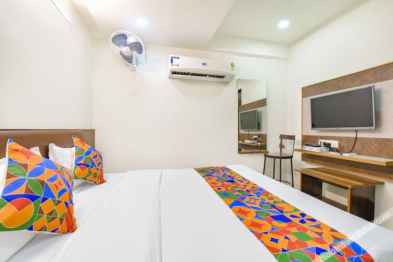 Bedroom 5, Fabhotel Crystal, Ahmadabad