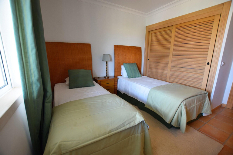 Bedroom 2, Sunny Balcony Apartment and Pool, Loulé