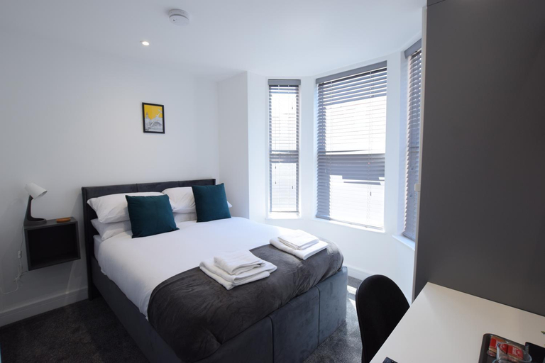 2, Stylish City Centre Rooms, Lincolnshire