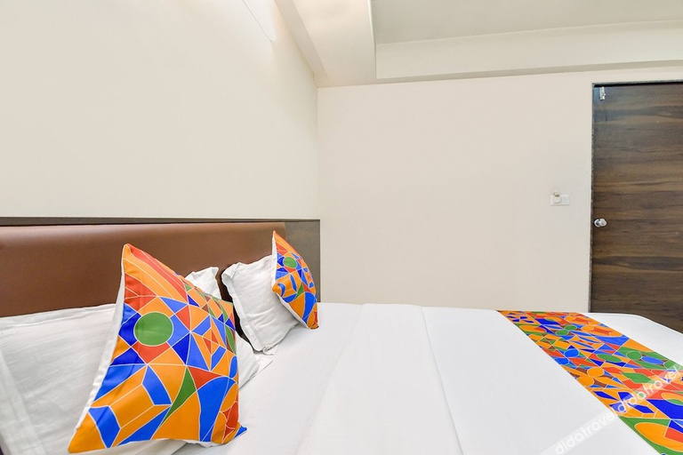 Bedroom 2, Fabhotel Crystal, Ahmadabad