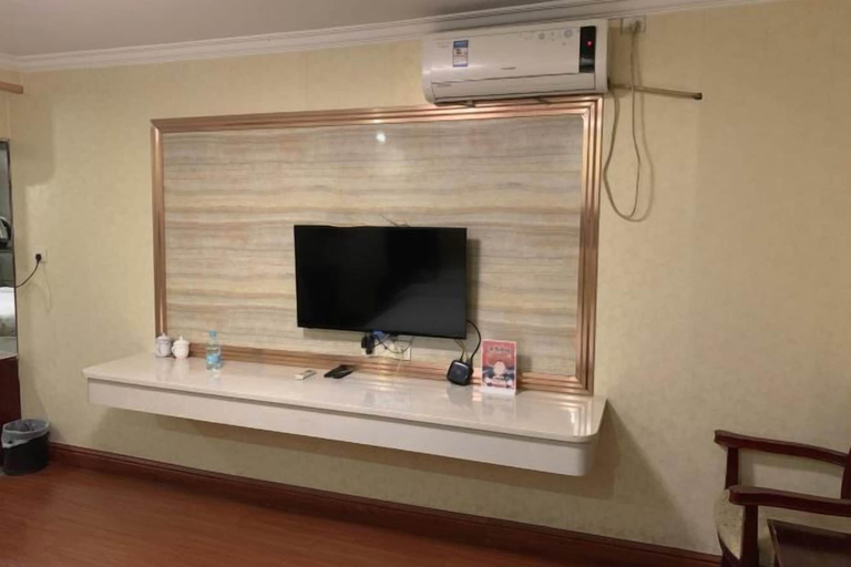 Bedroom 2, Jixuan Hotel, Zhongshan