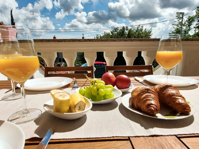 Food & Drinks, Holiday Home in Crikvenica Near Sandy Beach, Crikvenica