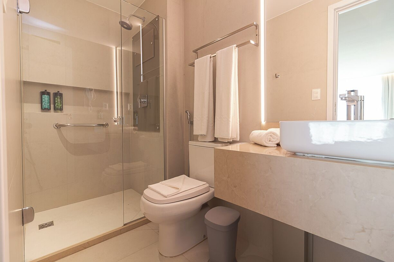 Bathroom 5, Littoral Express Hotel, João Pessoa