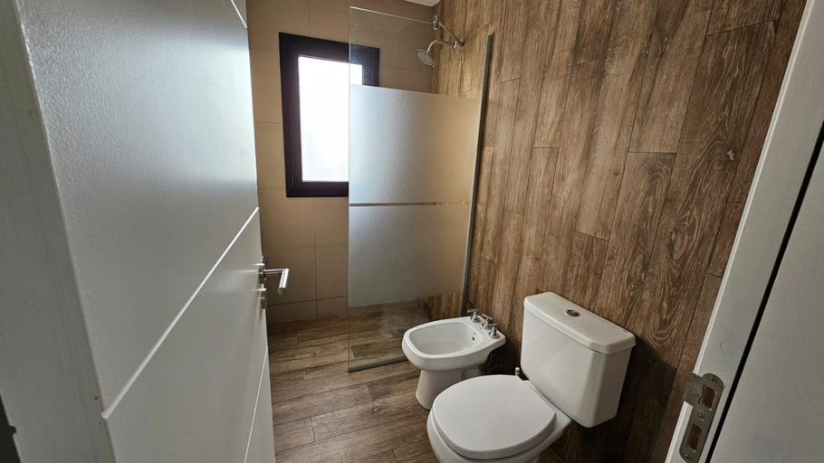 Bathroom 3, MaJo Apart, La Capital