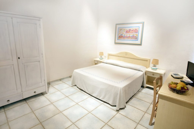 Bedroom 3, Li Suari Club Village, Nuoro