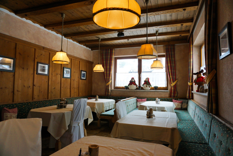 Food & Drinks 5, Hotel ad LACA, Landeck