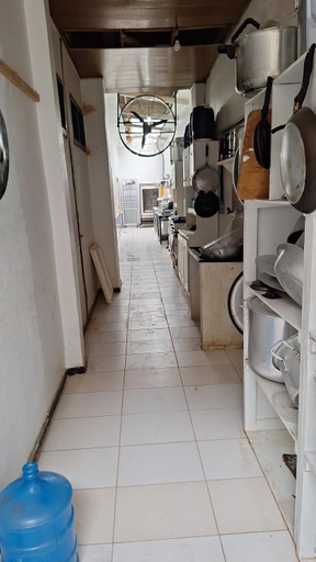 Others 5, Quarto triplo com banheiro em Pousada e Restaurante, Maués