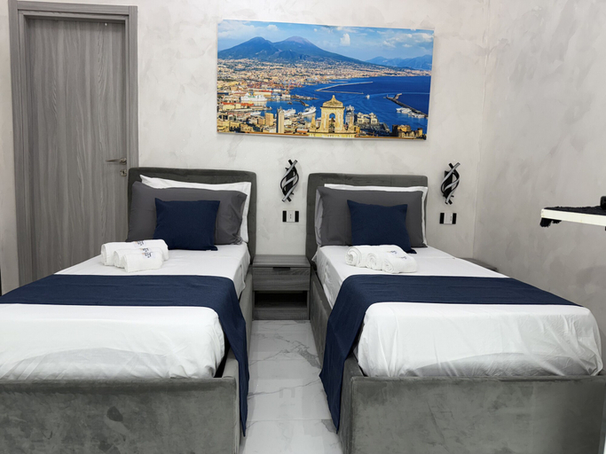 Bedroom 5, Ylisea Luxury B&B, Napoli