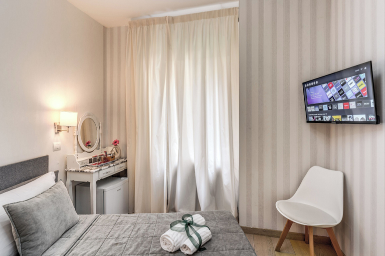 Bedroom 4, Marta Inn, Rome