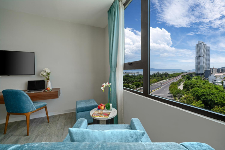 Bedroom 12