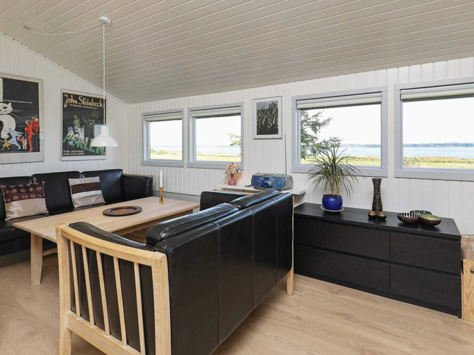 Others 3, 4 Person Holiday Home in Hojslev, Skive