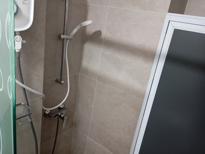 Bathroom 4