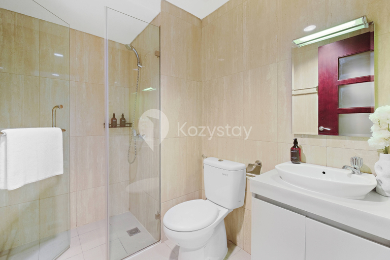 Bathroom 5, Skara by Kozystay - Bandung, Bandung