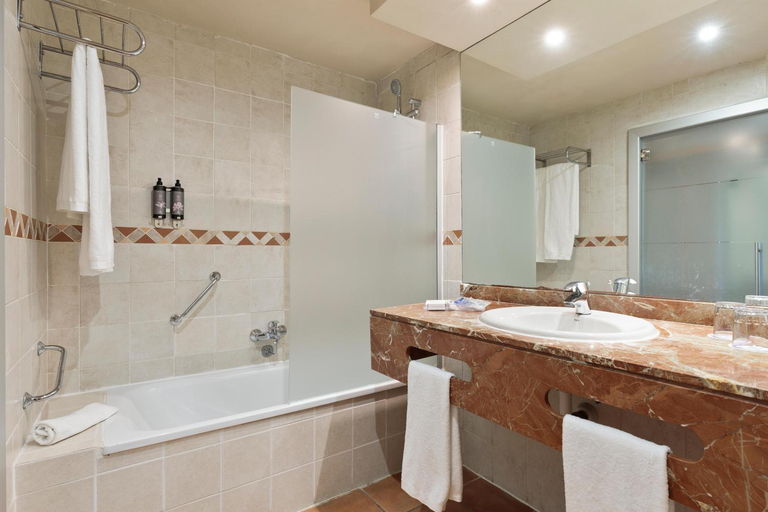 Bathroom 4, Hotel Best Jacaranda, Santa Cruz de Tenerife
