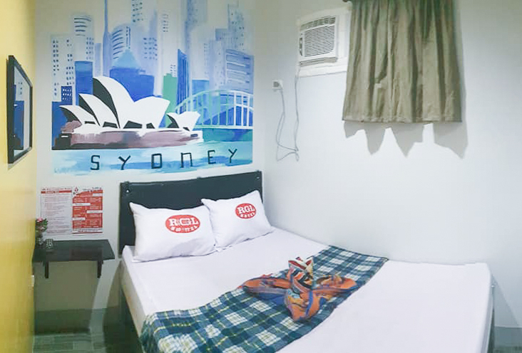 RGL Pinamalayan Condotel - Tap to explore photos
