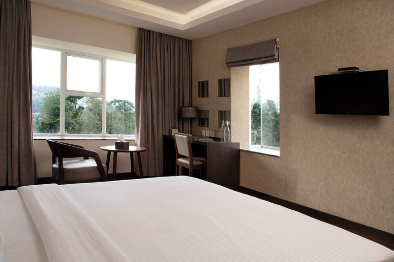Bedroom 3, The Hamuse Hotel Kodaikanal - Luxury Redefined, Dindigul