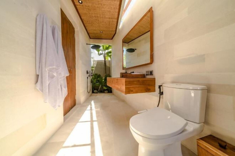 Bathroom 29