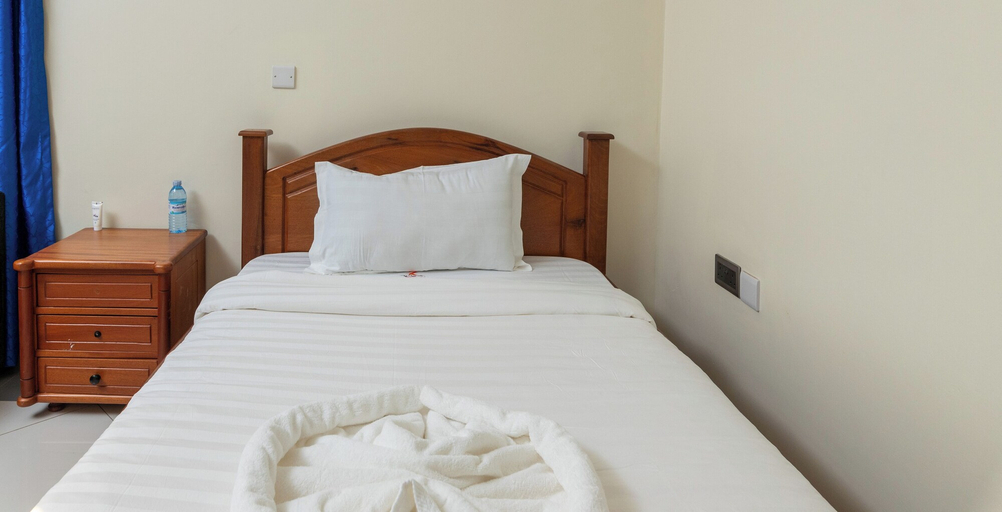 Bedroom 2, Kaije Country Cottages, Burahya