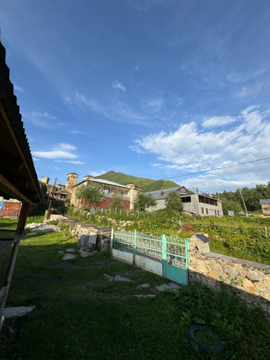 Others 3, Guesthouse Lirde-საოჯახო სასტუმრო ლირდე, Mestia
