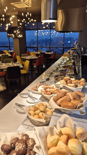 Food & Drinks 5, Doubletree By Hilton Guayaquil, Guayaquil