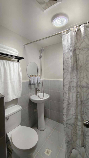 Bathroom, Harmonious Hideway, Lapu-Lapu City