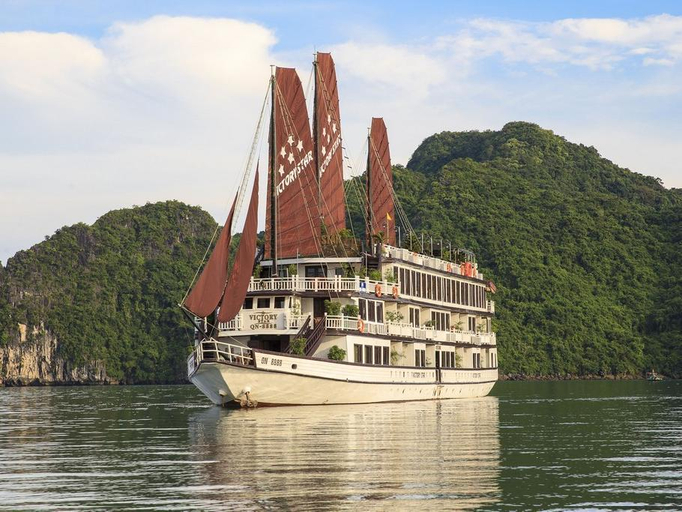 Exterior & Views 1, Victory Star Cruise, Hạ Long