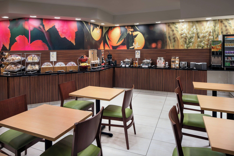 Food & Drinks 4, Fairfield Inn & Suites by Marriott Fort Collins/Loveland, Larimer