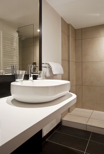 Bathroom 5, B&B HOME Brides-Les-Bains Les 3 Vallées, Savoie