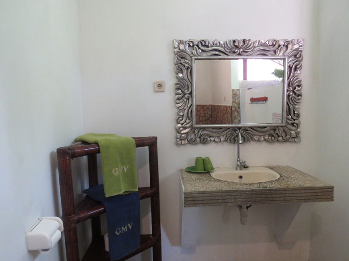 Bathroom 4