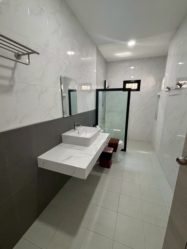 Bathroom 4, Chomnok Chomna Pool villa, Khlung