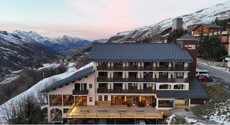 Exterior & Views 2, Alpeen Hotel, Savoie