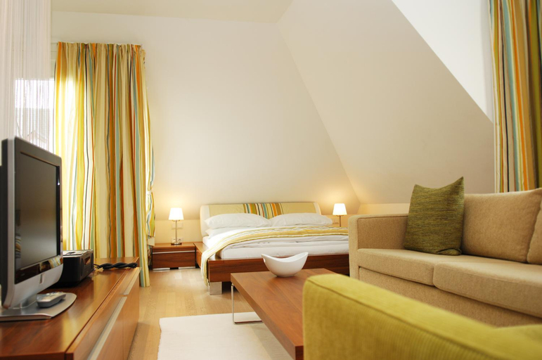 Bedroom 10
