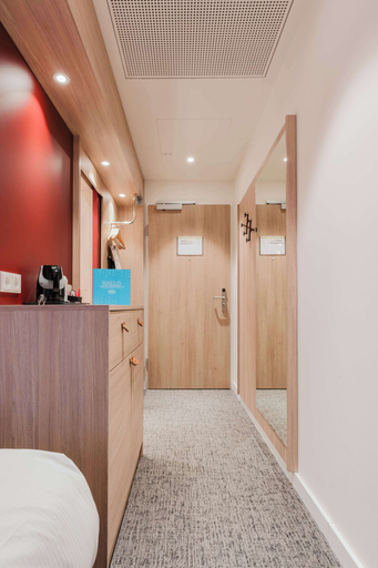 Bedroom 3, Hampton By Hilton Vienna City West, Wien