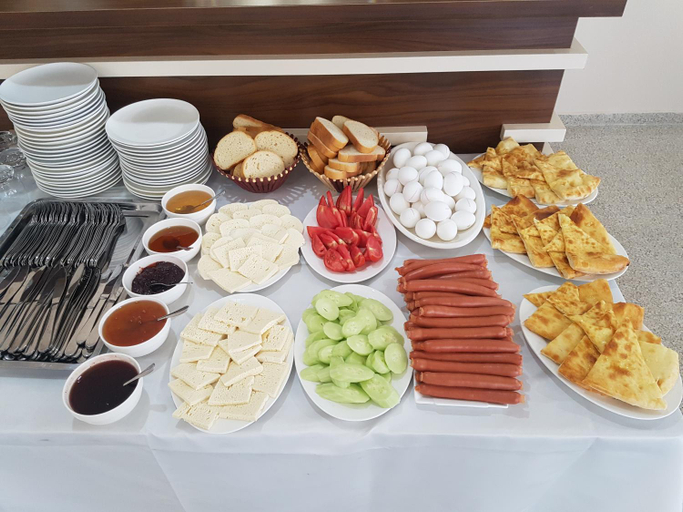 Food & Drinks 5, Hotel 725 B, Batumi