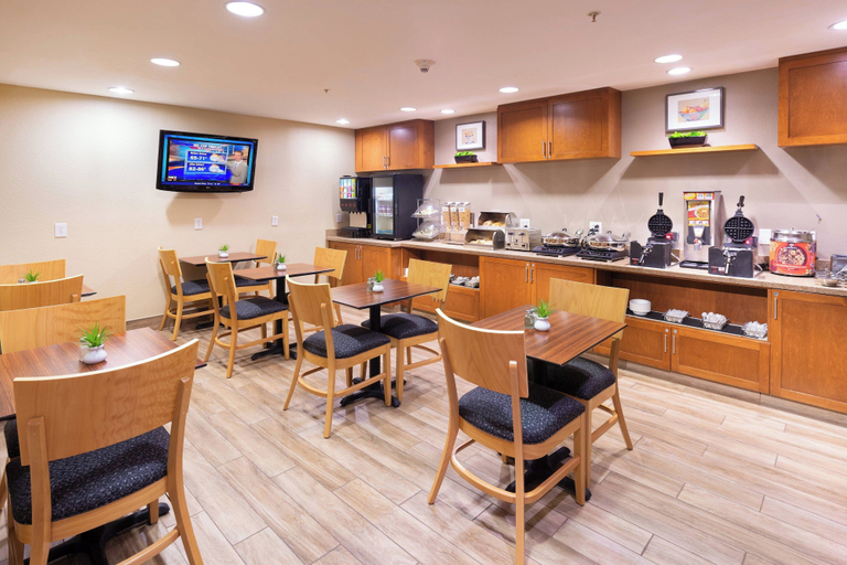 Food & Drinks 4, TownePlace Suites Bowie Town Center, Prince George's