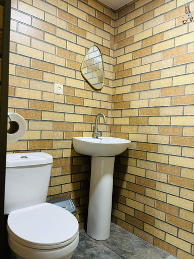 Others 4, Gora Hotel, Tskaltubo
