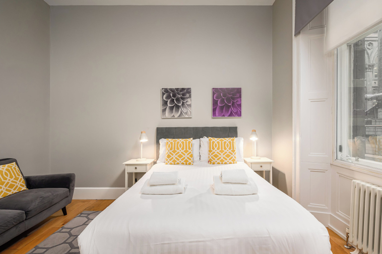 Bedroom 3, Destiny Scotland - St. Andrew Square Apartments, Edinburgh