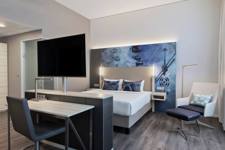 Bedroom 2, Courtyard by Marriott Munich Garching, München
