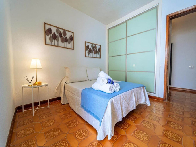 Room 2, Belvilla by OYO Holiday Home in Arico El Nuevo, Santa Cruz de Tenerife